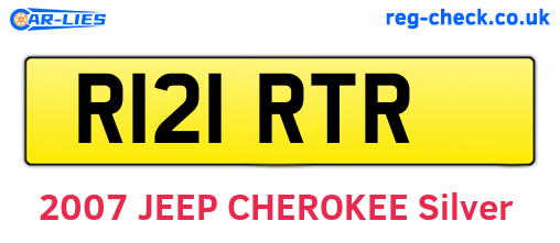 R121RTR are the vehicle registration plates.