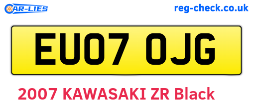 EU07OJG are the vehicle registration plates.