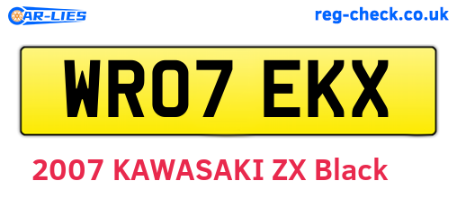 WR07EKX are the vehicle registration plates.