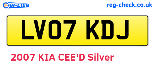 LV07KDJ are the vehicle registration plates.