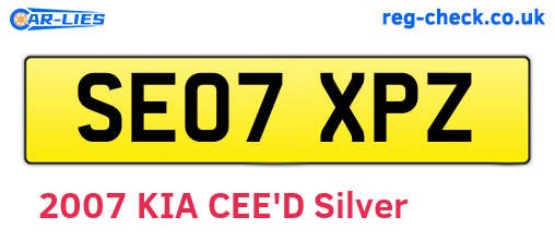 SE07XPZ are the vehicle registration plates.