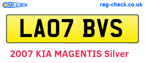 LA07BVS are the vehicle registration plates.
