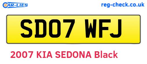 SD07WFJ are the vehicle registration plates.