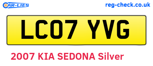 LC07YVG are the vehicle registration plates.