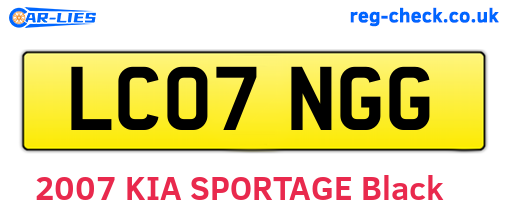LC07NGG are the vehicle registration plates.