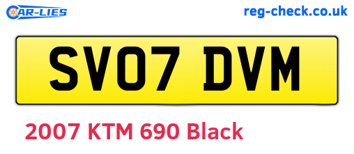 SV07DVM are the vehicle registration plates.