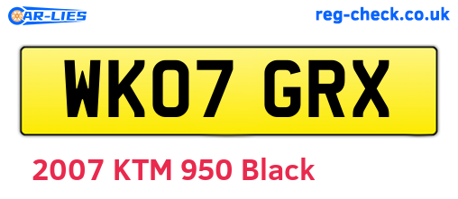 WK07GRX are the vehicle registration plates.