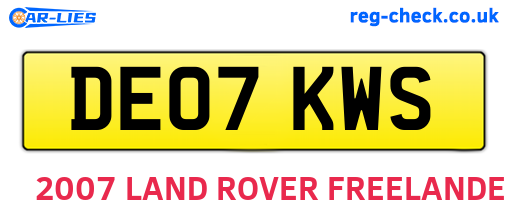 DE07KWS are the vehicle registration plates.