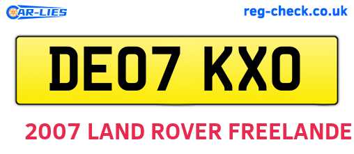 DE07KXO are the vehicle registration plates.
