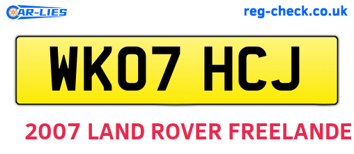 WK07HCJ are the vehicle registration plates.