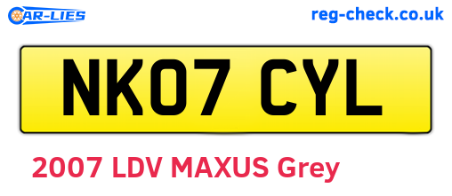 NK07CYL are the vehicle registration plates.