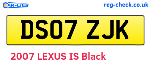 DS07ZJK are the vehicle registration plates.