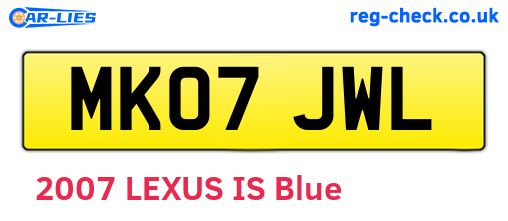 MK07JWL are the vehicle registration plates.