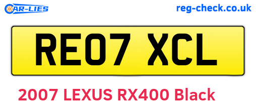 RE07XCL are the vehicle registration plates.