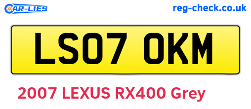 LS07OKM are the vehicle registration plates.