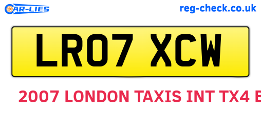 LR07XCW are the vehicle registration plates.