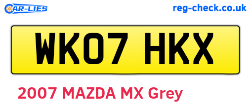 WK07HKX are the vehicle registration plates.