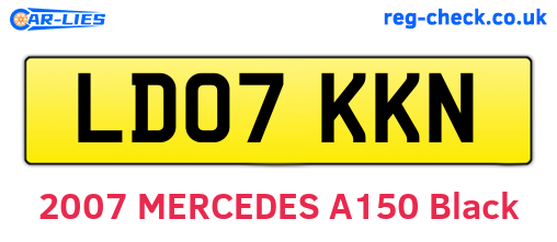 LD07KKN are the vehicle registration plates.