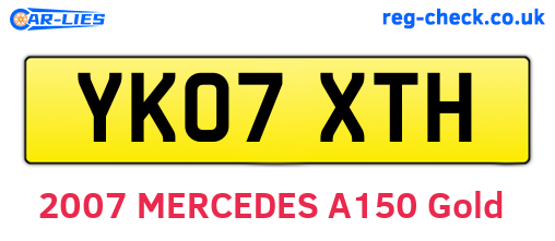 YK07XTH are the vehicle registration plates.