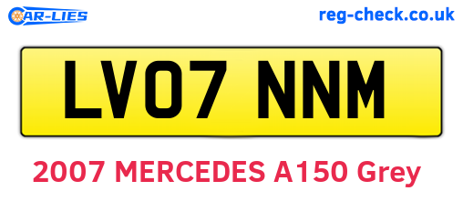 LV07NNM are the vehicle registration plates.
