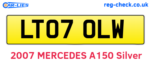 LT07OLW are the vehicle registration plates.