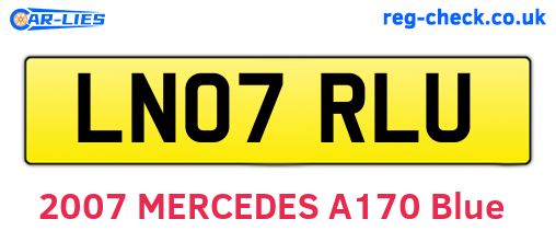 LN07RLU are the vehicle registration plates.