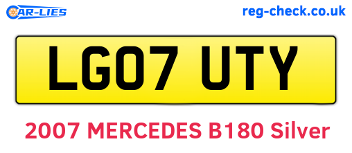 LG07UTY are the vehicle registration plates.