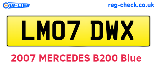 LM07DWX are the vehicle registration plates.