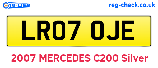 LR07OJE are the vehicle registration plates.
