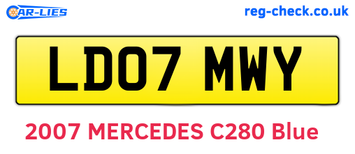 LD07MWY are the vehicle registration plates.
