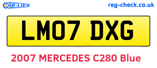 LM07DXG are the vehicle registration plates.