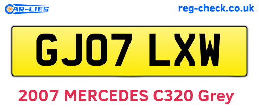 GJ07LXW are the vehicle registration plates.