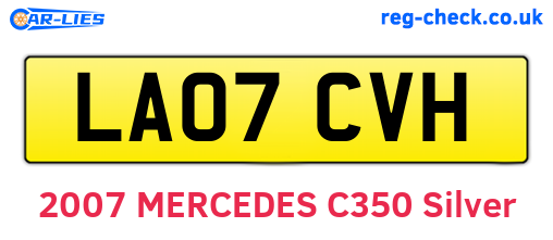 LA07CVH are the vehicle registration plates.