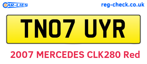 TN07UYR are the vehicle registration plates.