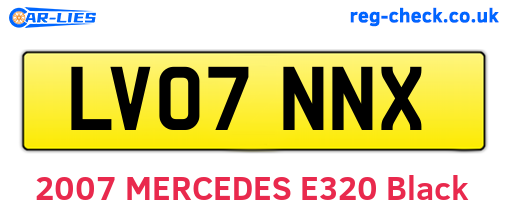 LV07NNX are the vehicle registration plates.