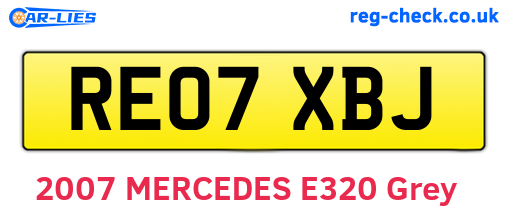 RE07XBJ are the vehicle registration plates.