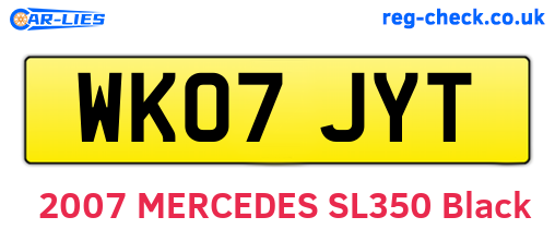 WK07JYT are the vehicle registration plates.