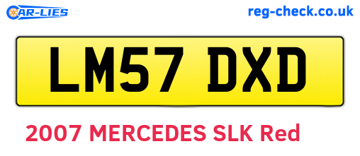 LM57DXD are the vehicle registration plates.