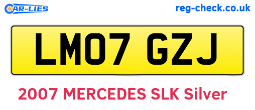 LM07GZJ are the vehicle registration plates.