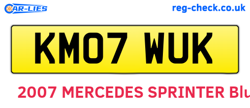 KM07WUK are the vehicle registration plates.