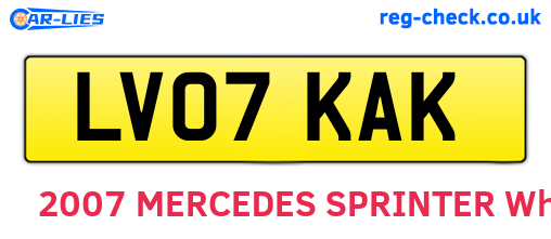 LV07KAK are the vehicle registration plates.