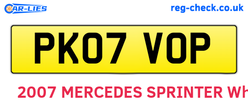 PK07VOP are the vehicle registration plates.