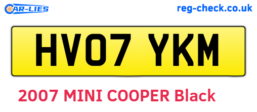 HV07YKM are the vehicle registration plates.