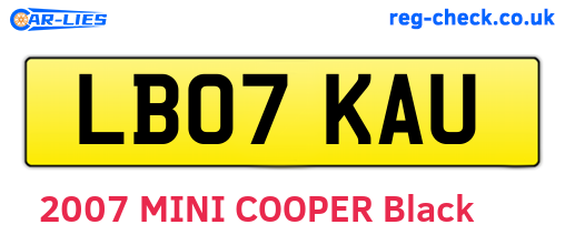 LB07KAU are the vehicle registration plates.