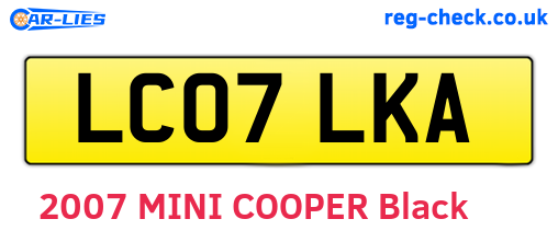 LC07LKA are the vehicle registration plates.