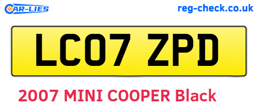 LC07ZPD are the vehicle registration plates.
