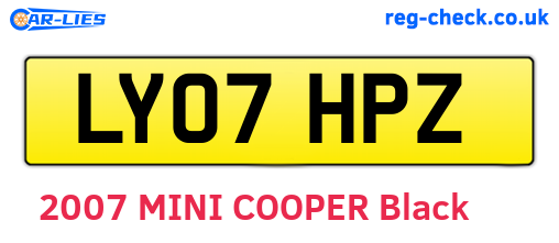 LY07HPZ are the vehicle registration plates.