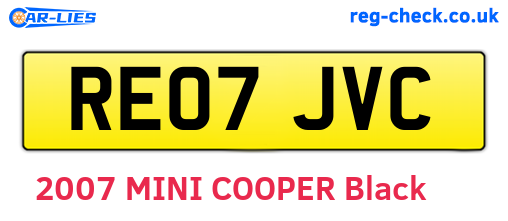 RE07JVC are the vehicle registration plates.