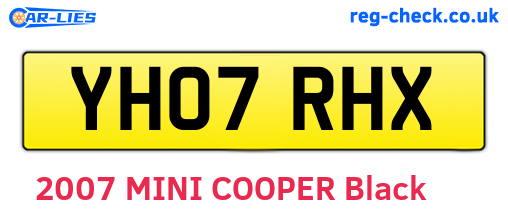 YH07RHX are the vehicle registration plates.