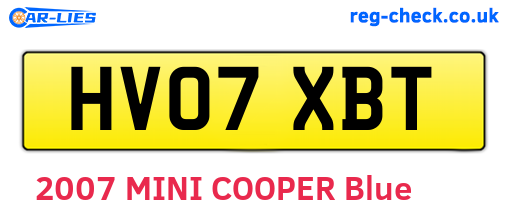 HV07XBT are the vehicle registration plates.